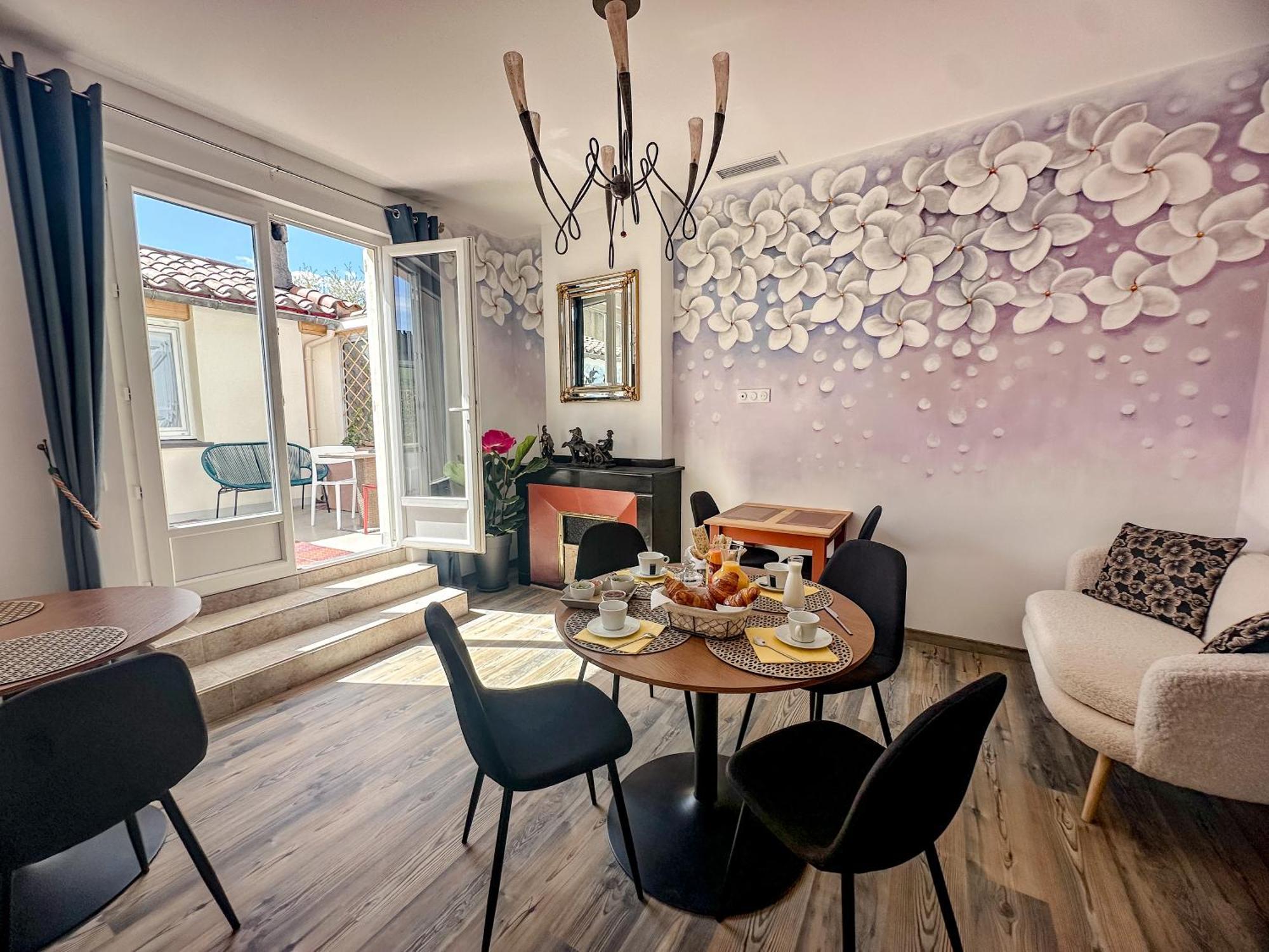 Face Cite - Chambres D'Hotes - Parking & Garage Gratuit - Wi-Fi Gratuit Carcassonne Extérieur photo